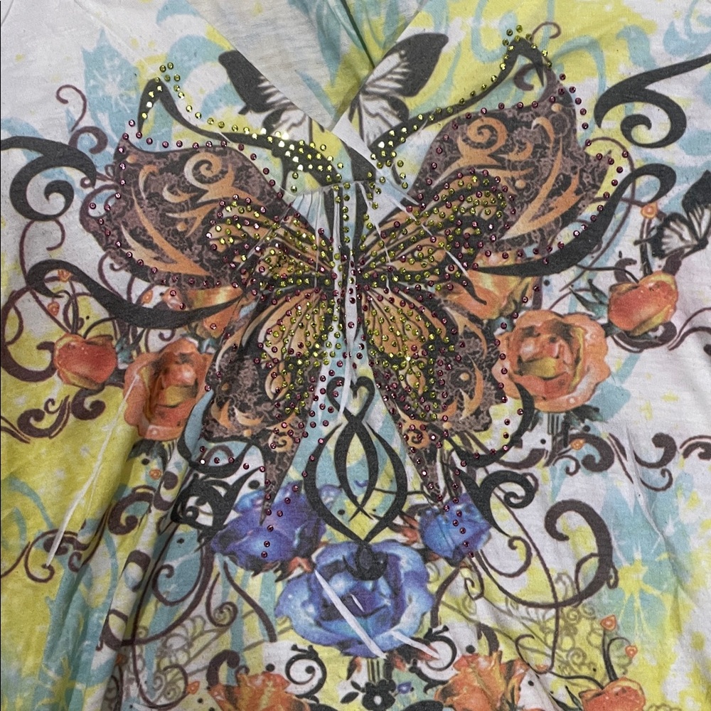 Last Chance‼️Colorful Butterfly Print Top - Picture 4 of 6